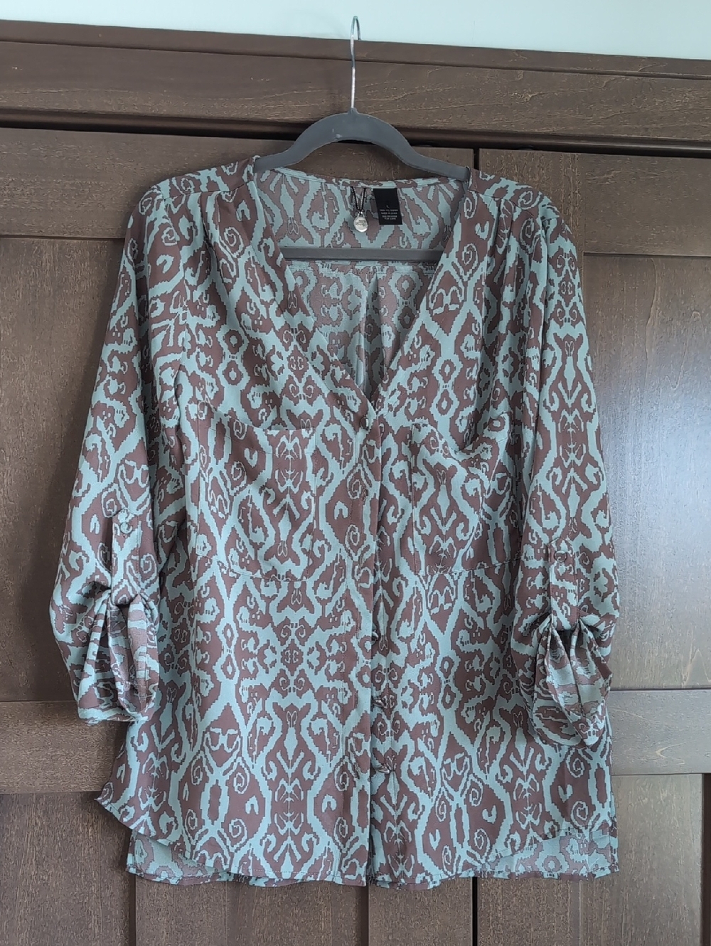BKE Mauve And Mint Button Down Blouse